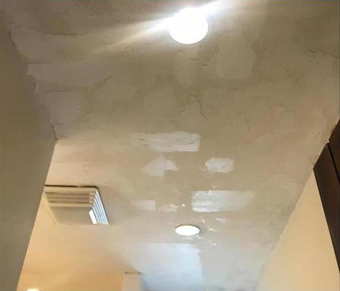 white ceiling
